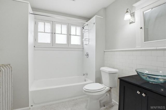162 Winspear Avenue, Buffalo, NY 14215