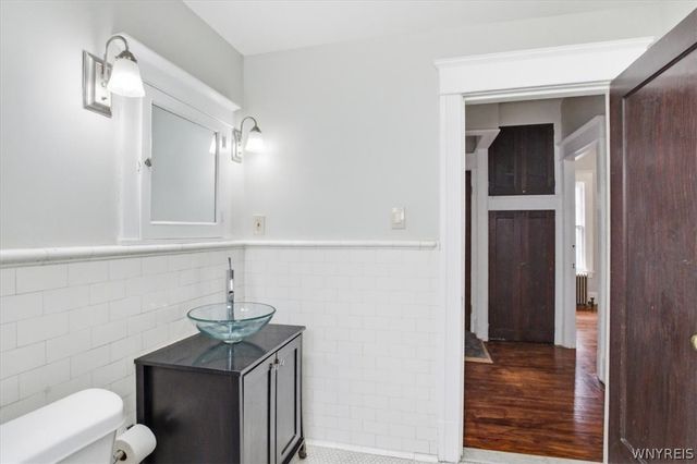 162 Winspear Avenue, Buffalo, NY 14215