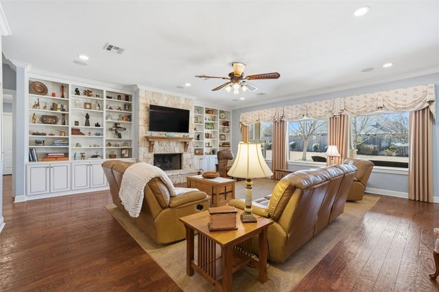 17011 Star Canyon Drive, Woodway, TX 76712