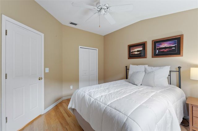 9442 HUNTERS POND DRIVE, Tampa, FL 33647