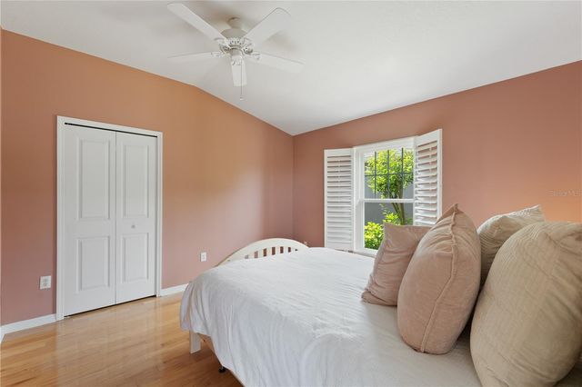 9442 HUNTERS POND DRIVE, Tampa, FL 33647