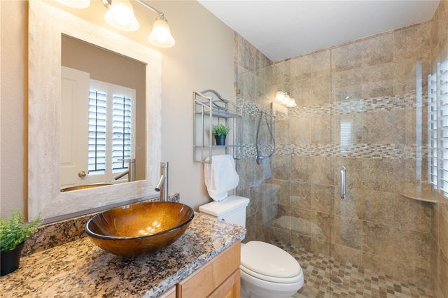 9442 HUNTERS POND DRIVE, Tampa, FL 33647