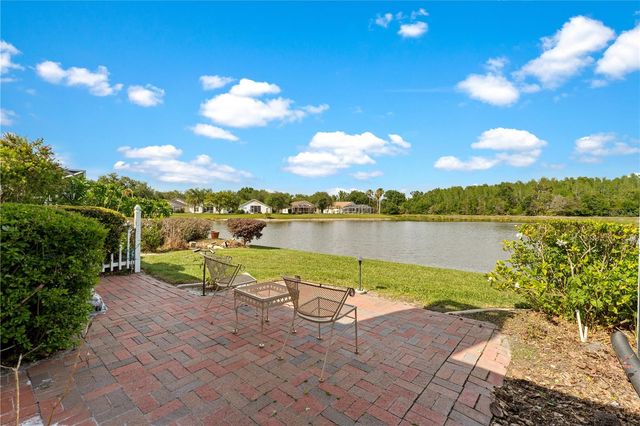 9442 HUNTERS POND DRIVE, Tampa, FL 33647