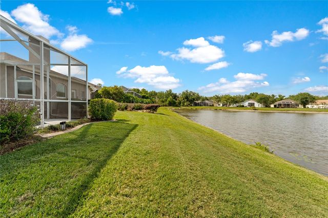 9442 HUNTERS POND DRIVE, Tampa, FL 33647