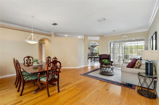 9442 HUNTERS POND DRIVE, Tampa, FL 33647