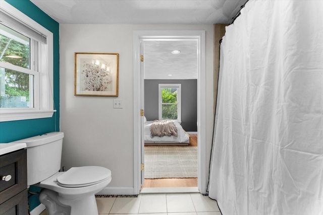 43 Elm St, Medford, MA 02155