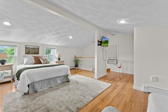 43 Elm St, Medford, MA 02155