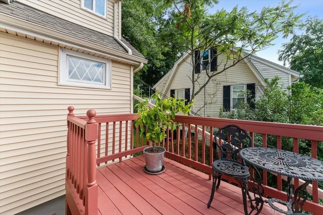 43 Elm St, Medford, MA 02155