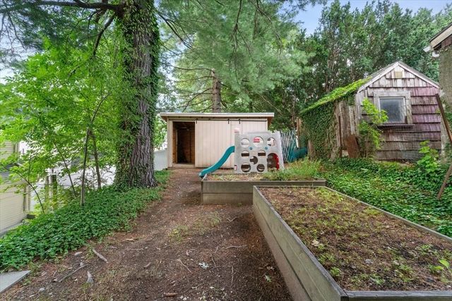 43 Elm St, Medford, MA 02155