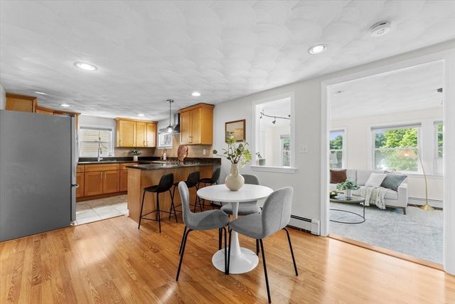 43 Elm St, Medford, MA 02155