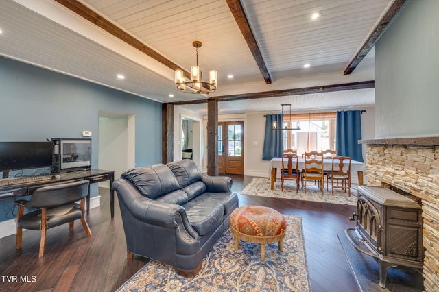 1360 Cora Lane, Gray, TN 37615