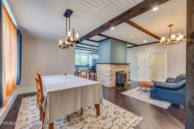 1360 Cora Lane, Gray, TN 37615