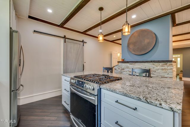 1360 Cora Lane, Gray, TN 37615