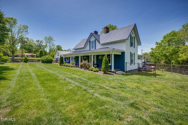 1360 Cora Lane, Gray, TN 37615