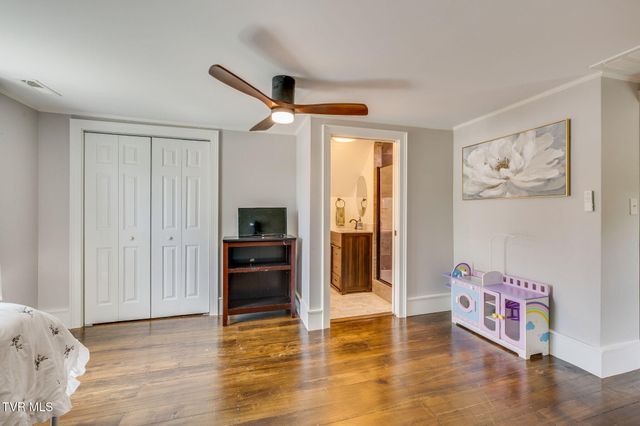 1360 Cora Lane, Gray, TN 37615