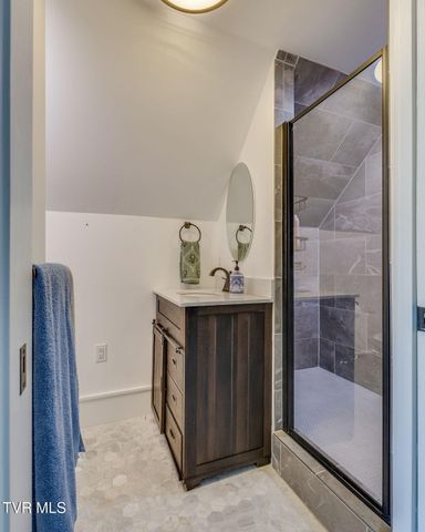 1360 Cora Lane, Gray, TN 37615