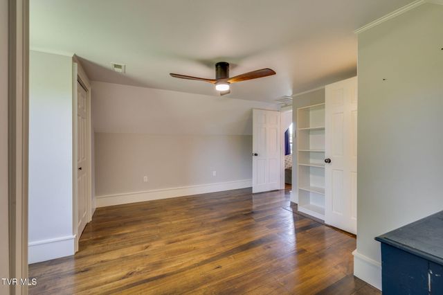 1360 Cora Lane, Gray, TN 37615