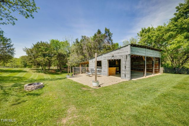 1360 Cora Lane, Gray, TN 37615