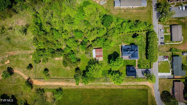 1360 Cora Lane, Gray, TN 37615