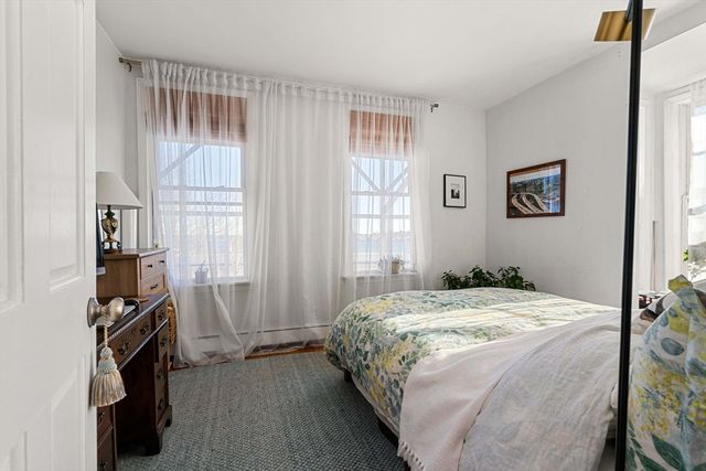 1000 Winthrop Ave 2, Revere, MA 02151