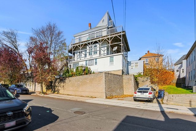 1000 Winthrop Ave 2, Revere, MA 02151