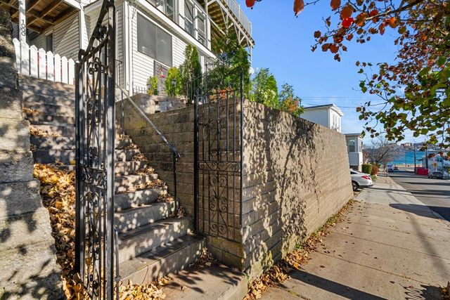 1000 Winthrop Ave 2, Revere, MA 02151