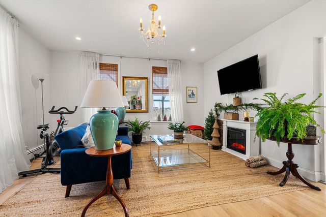 1000 Winthrop Ave 2, Revere, MA 02151