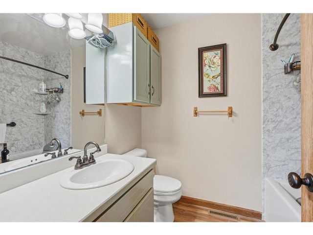 6454 377th Street, North Branch, MN 55056