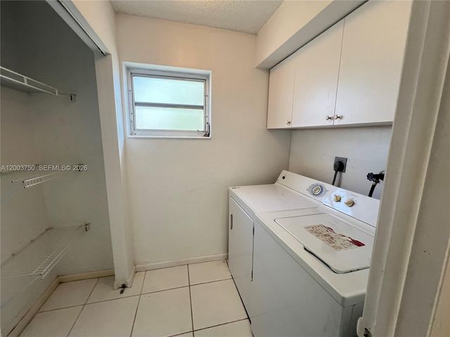 8401 SW 107th Avenue 322E, Miami, FL 33173