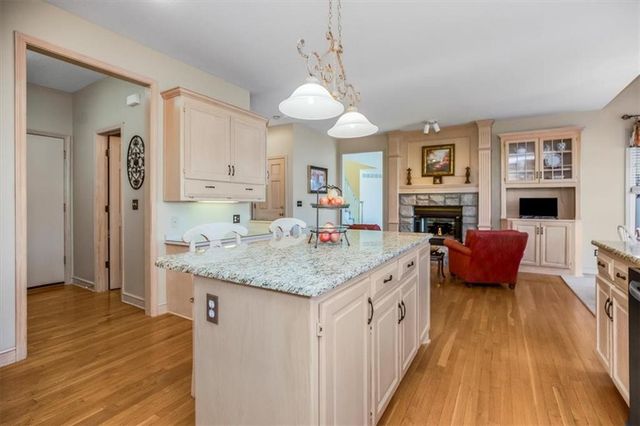 5404 W 132nd Terrace, Overland Park, KS 66209