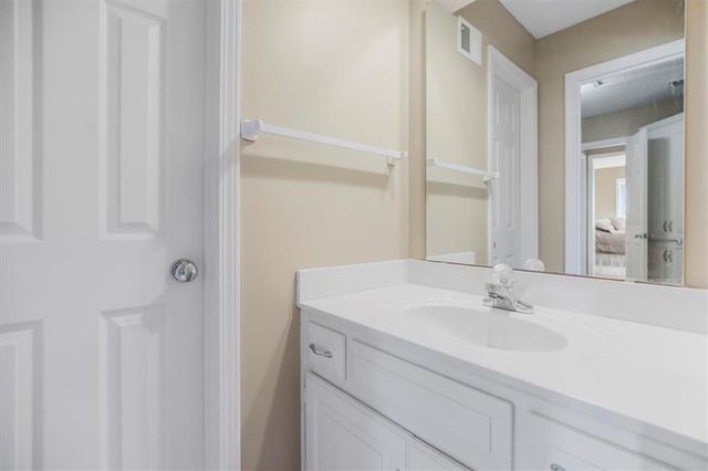 5404 W 132nd Terrace, Overland Park, KS 66209