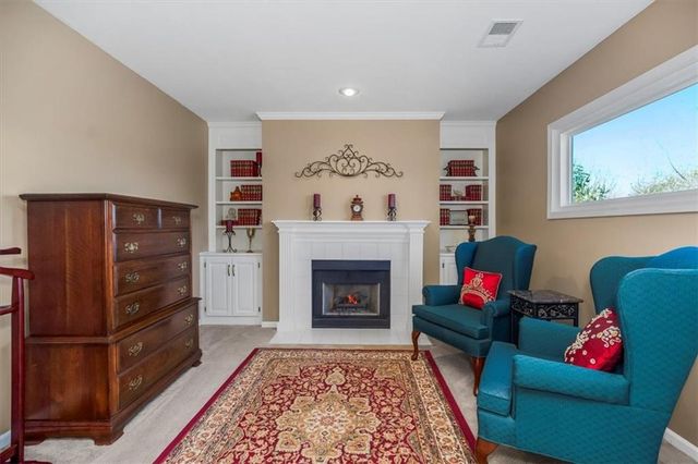 5404 W 132nd Terrace, Overland Park, KS 66209