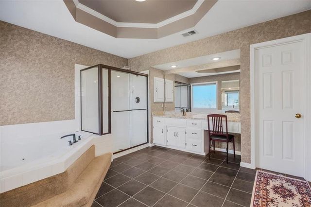 5404 W 132nd Terrace, Overland Park, KS 66209