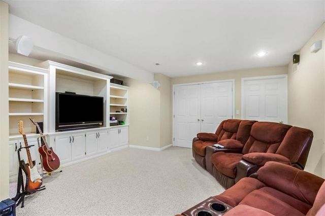 5404 W 132nd Terrace, Overland Park, KS 66209