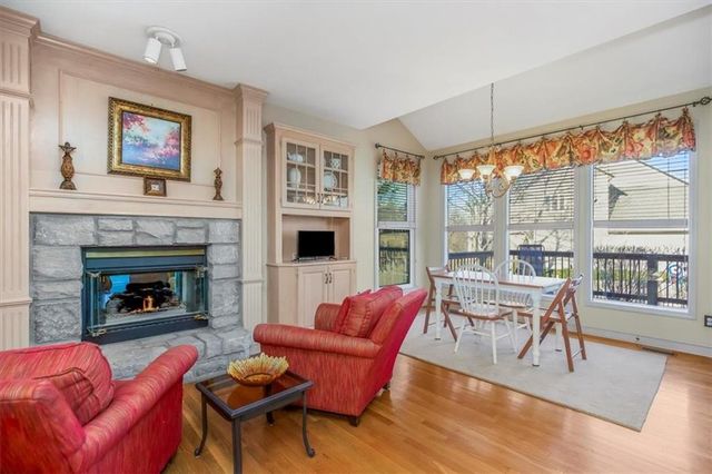 5404 W 132nd Terrace, Overland Park, KS 66209