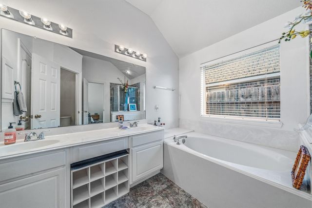 411 Green Cedar Drive, League City, TX 77573