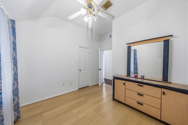 411 Green Cedar Drive, League City, TX 77573