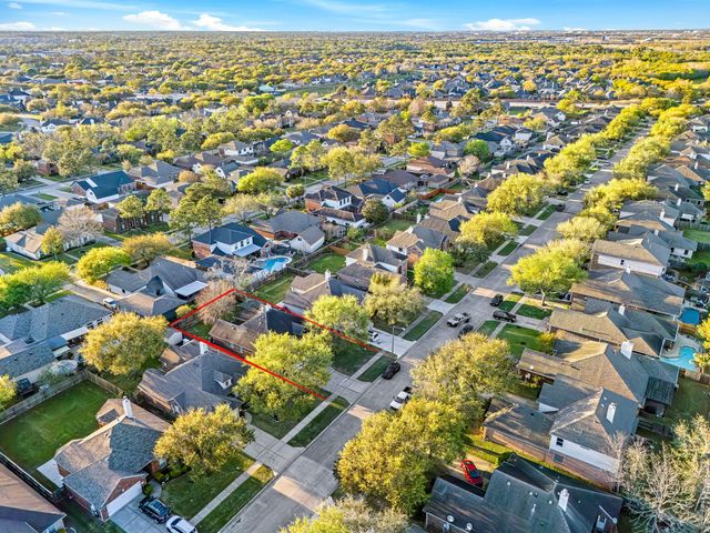 411 Green Cedar Drive, League City, TX 77573