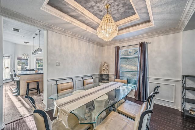 411 Green Cedar Drive, League City, TX 77573