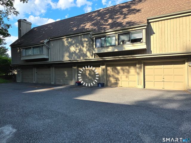 24 Heritage Village A, Southbury, CT 06488