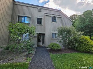 24 Heritage Village A, Southbury, CT 06488