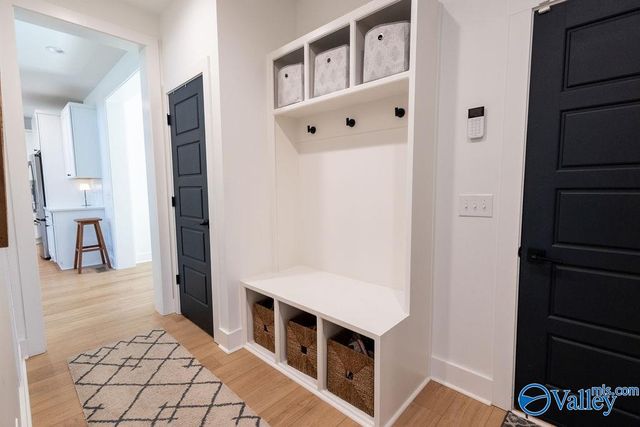 1705 SE Red Oak Road, Huntsville, AL 35801