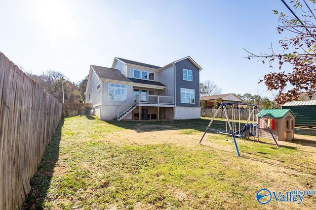 1705 SE Red Oak Road, Huntsville, AL 35801