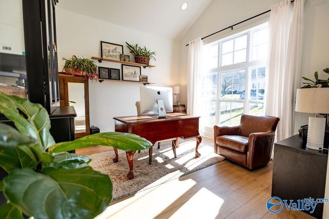 1705 SE Red Oak Road, Huntsville, AL 35801