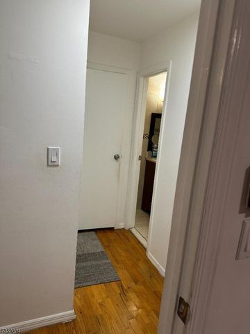 180 Highland Ave 5A, Clifton City, NJ 07011