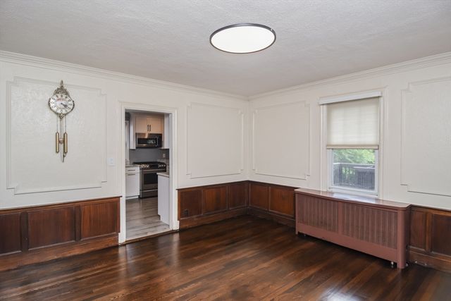 291 Russett Rd, Brookline, MA 02467