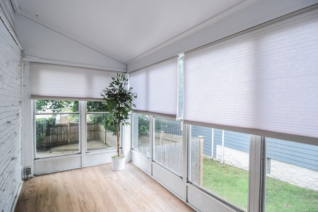 291 Russett Rd, Brookline, MA 02467