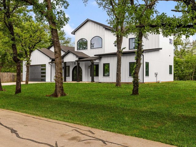 9116 Cherokee Trail, Flower Mound, TX 75022