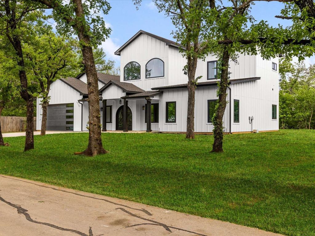 9116 Cherokee Trail, Flower Mound, TX 75022 — photo 2