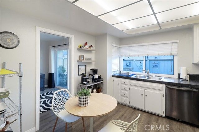 1318 Victoria B, Fullerton, CA 92831